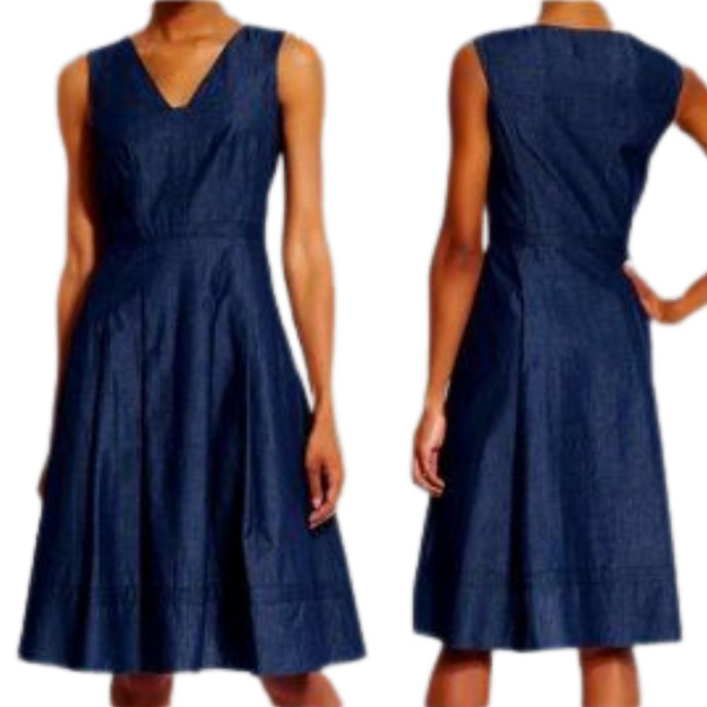 Adrianna Papell Jean V Neck Dress NWT 8